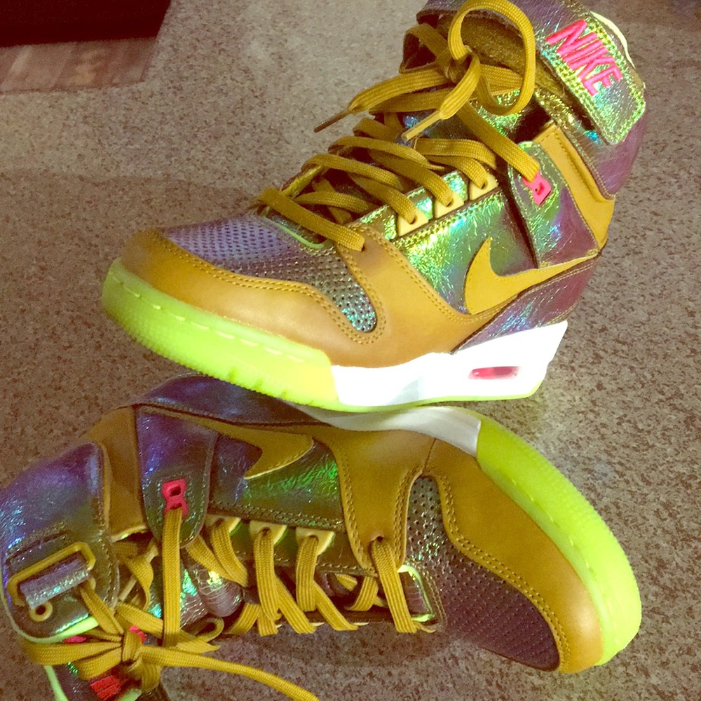 Women “Nike Dunk”